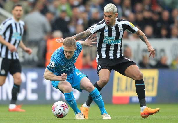 快船险胜公 快船险胜公