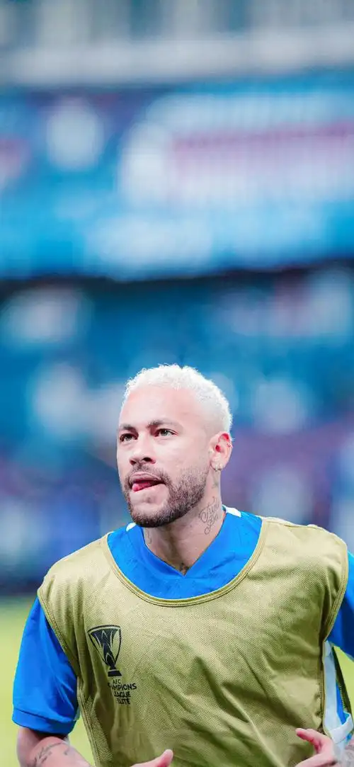 引发连锁反 引发连锁反