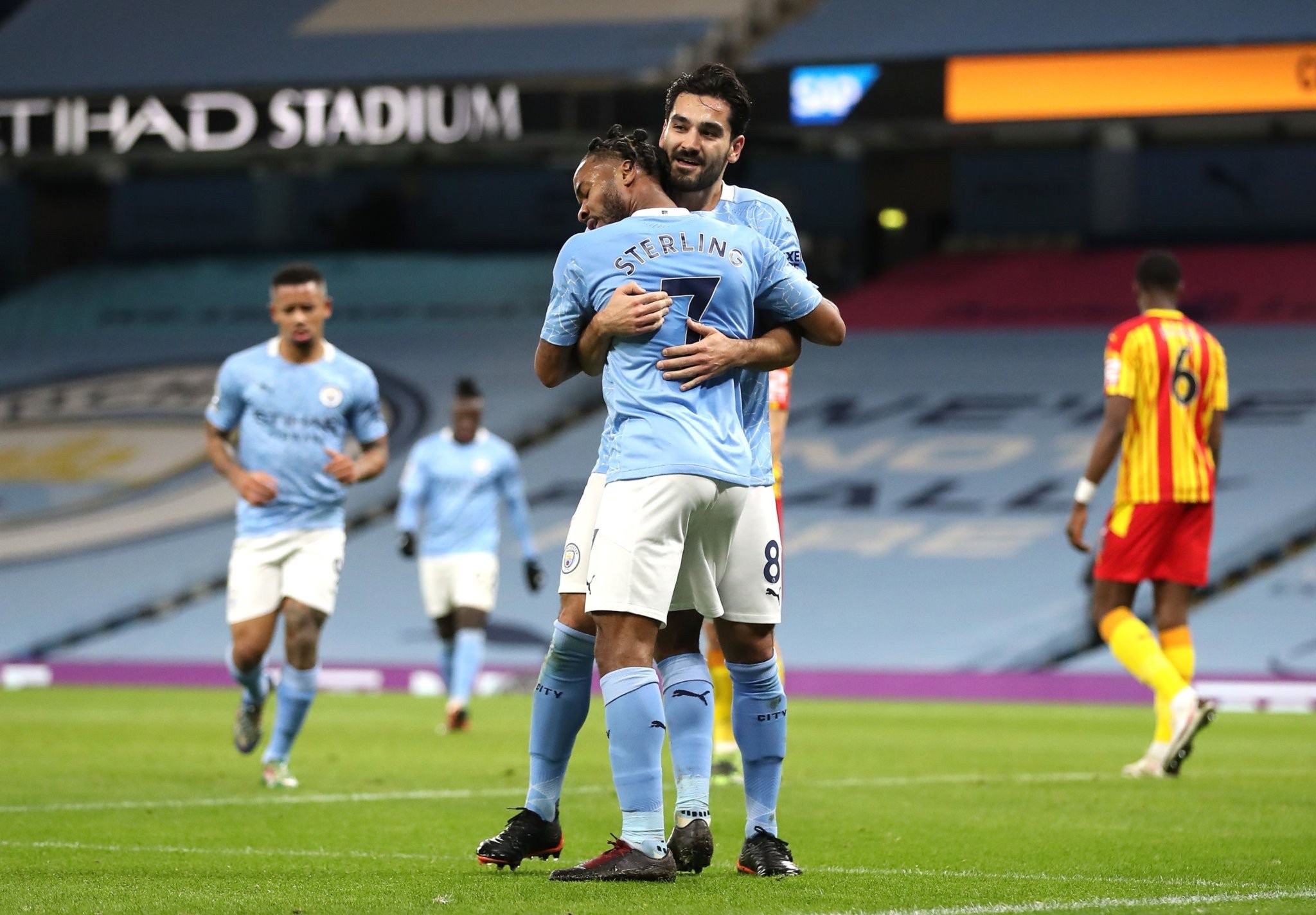 还能在边后 还能在边后