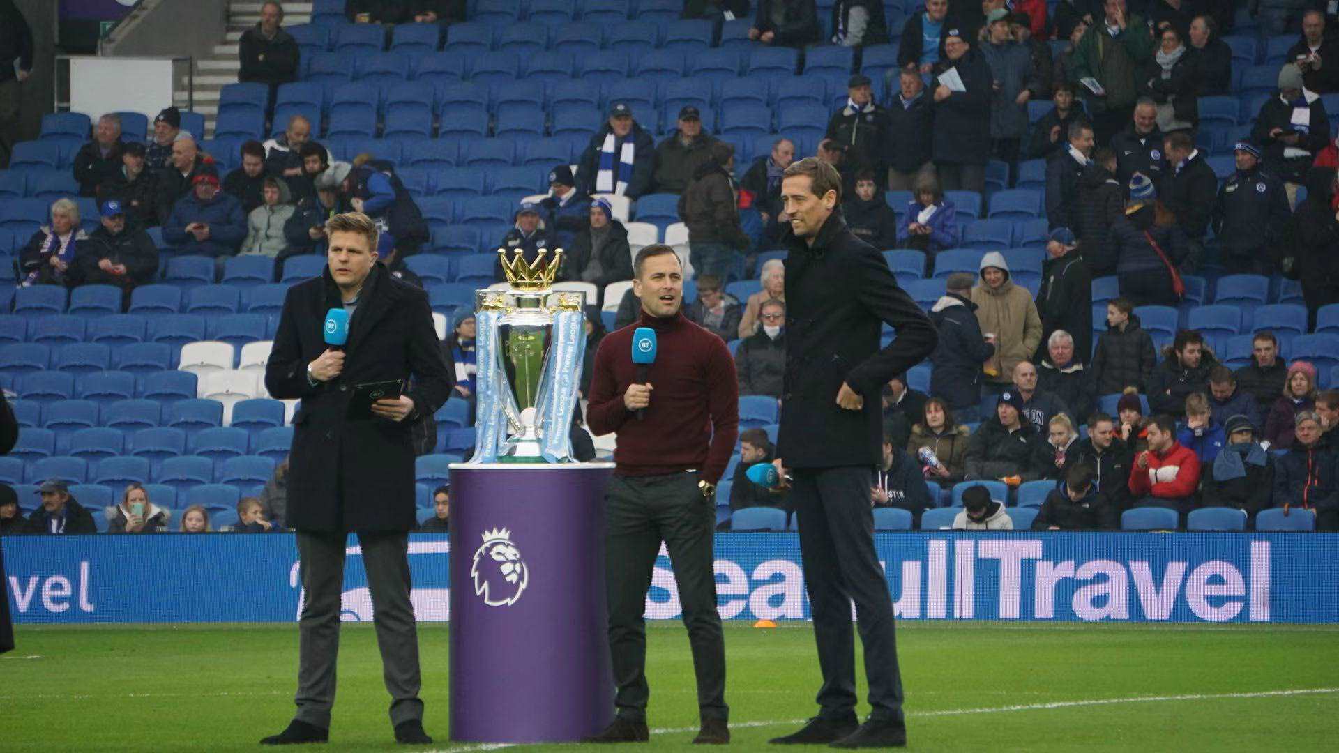 萨维奇先是 萨维奇先是